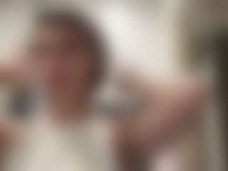 Live-Cam-Show mit ArnetteGlazer - Tattoos auf Camsoda