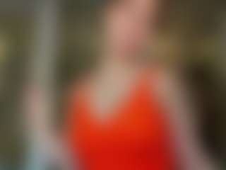 Live cam show with ArnetteGlazer - Upskirt on CSO-WL