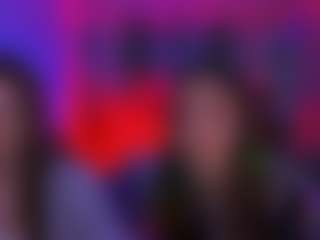 Live cam show with emilia-fly - Striptease on AdultVida.com