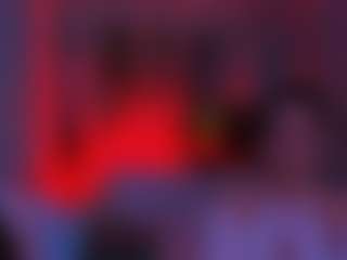 Live cam show with emilia-fly - Young Adult on AdultVida.com