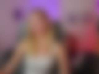 EmilySwann's Live Sex Cam Show