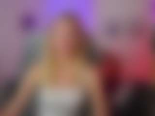 EmilySwann's Live Sex Cam Show