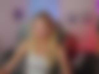 EmilySwann's Live Sex Cam Show