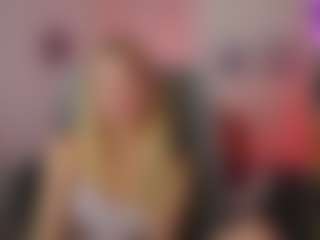 EmilySwann's Live Sex Cam Show