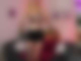 EmilySwann's Live Sex Cam Show