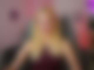 EmilySwann's Live Sex Cam Show