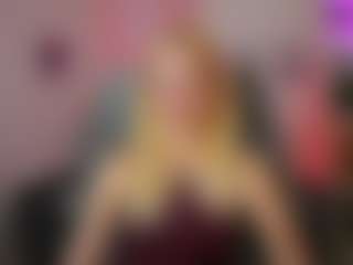 EmilySwann's Live Sex Cam Show