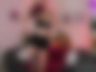 EmilySwann's Live Sex Cam Show