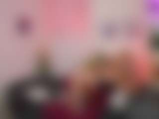 EmilySwann's Live Sex Cam Show