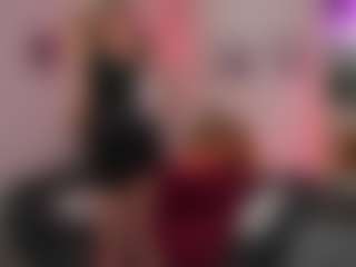 EmilySwann's Live Sex Cam Show
