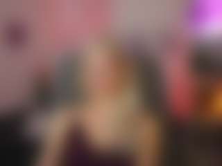 EmilySwann's Live Sex Cam Show