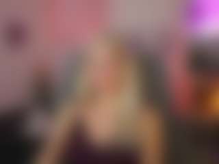 EmilySwann's Live Sex Cam Show