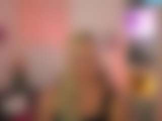 EmilySwann's Live Sex Cam Show