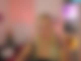 EmilySwann's Live Sex Cam Show