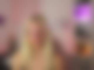 Live cam show with EmilySwann - Thin on madthumbs