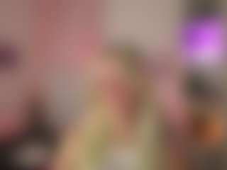 EmilySwann's Live Sex Cam Show