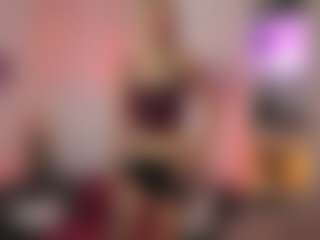 EmilySwann's Live Sex Cam Show
