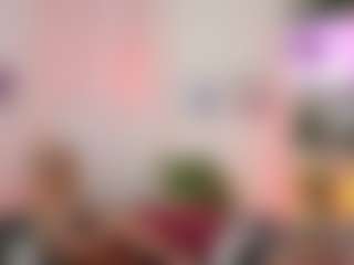 Live cam show with EmilySwann - Gamer Blonde Hair on Camsoda