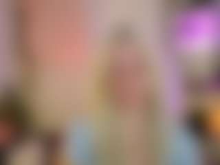 Spettacolo in cam dal vivo con EmilySwann - Gamer Asian su Camsoda