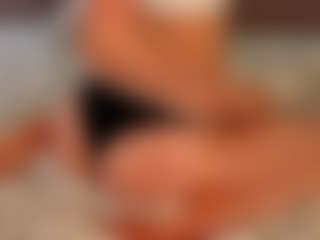 Live cam show with EneidaRosboril - Lovense Small Tits on Camsoda