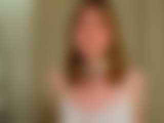 Live cam show with EneidaRosboril - Skinny on Camsoda
