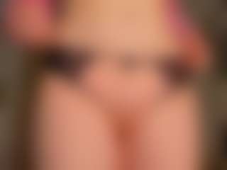 Live cam show with EneidaRosboril - Camel Toe on Adult Interactions
