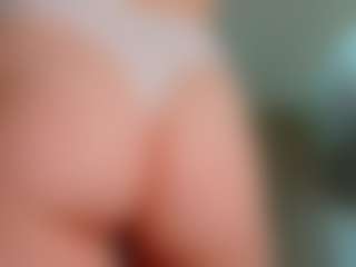 EneidaRosboril's Live Sex Cam Show