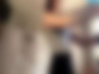 Live cam show with IveyCorino - Arab Athletic on Camsoda