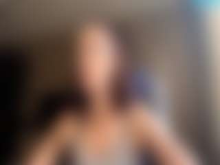 Live cam show with IveyCorino - Twerk Young Adult on TeamSkeetLive