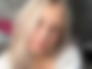 JosefinaTraficante's Live Sex Cam Show