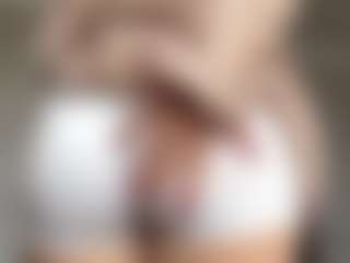 JosefinaTraficante's Live Sex Cam Show