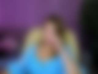 Kira's Live Sex Cam Show