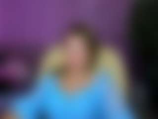 Live cam show with Kira - Normal on Dolls Live