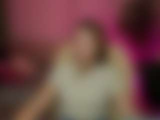 Live cam show with Kira - New BBW on xxxlivecams.org
