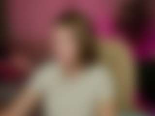Kira's Live Sex Cam Show