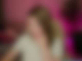 Kira's Live Sex Cam Show