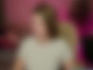 Kira's Live Sex Cam Show