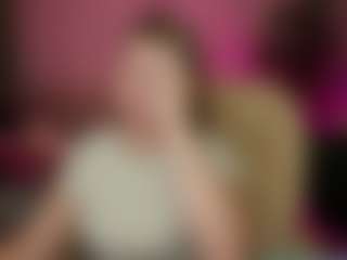 Kira's Live Sex Cam Show