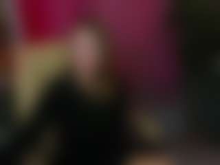 Live cam show with Kira - Sph on CamwithHer