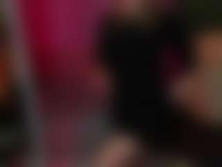 Live cam show with Kira - Skinny on Camsoda