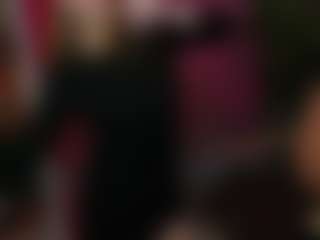Live cam show with Kira - Solo on livesuperchat.net