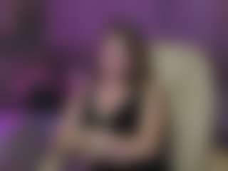 Live cam show with Kira - Body Massage on Sweet Sext