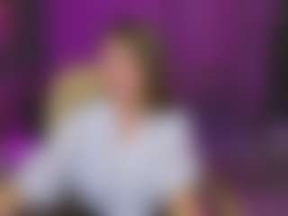 Live cam show with Kira - Average on crypto-cams