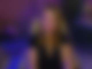 Kira's Live Sex Cam Show
