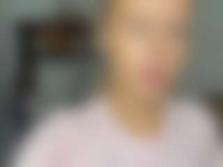 Live cam show with KrystleGraver - Squirt on Sweet Sext