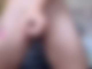 Live cam show with kyler-tay - Black Hair on https://playwithruby.com