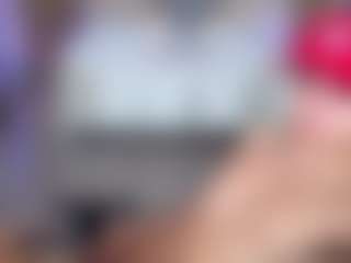Live cam show with kyler-tay - Living Room on sexylive.show