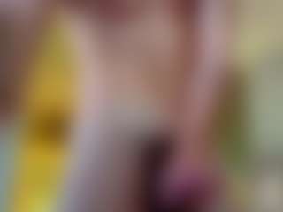 Live cam show with kyler-tay - Latino on Milfs Live
