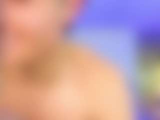 Live cam show with kyler-tay - Brown Eyes on https://playwithruby.com