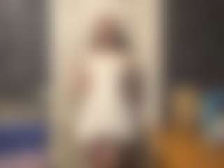 Live cam show with LacyBozell - Sexy on liverealitysex.com
